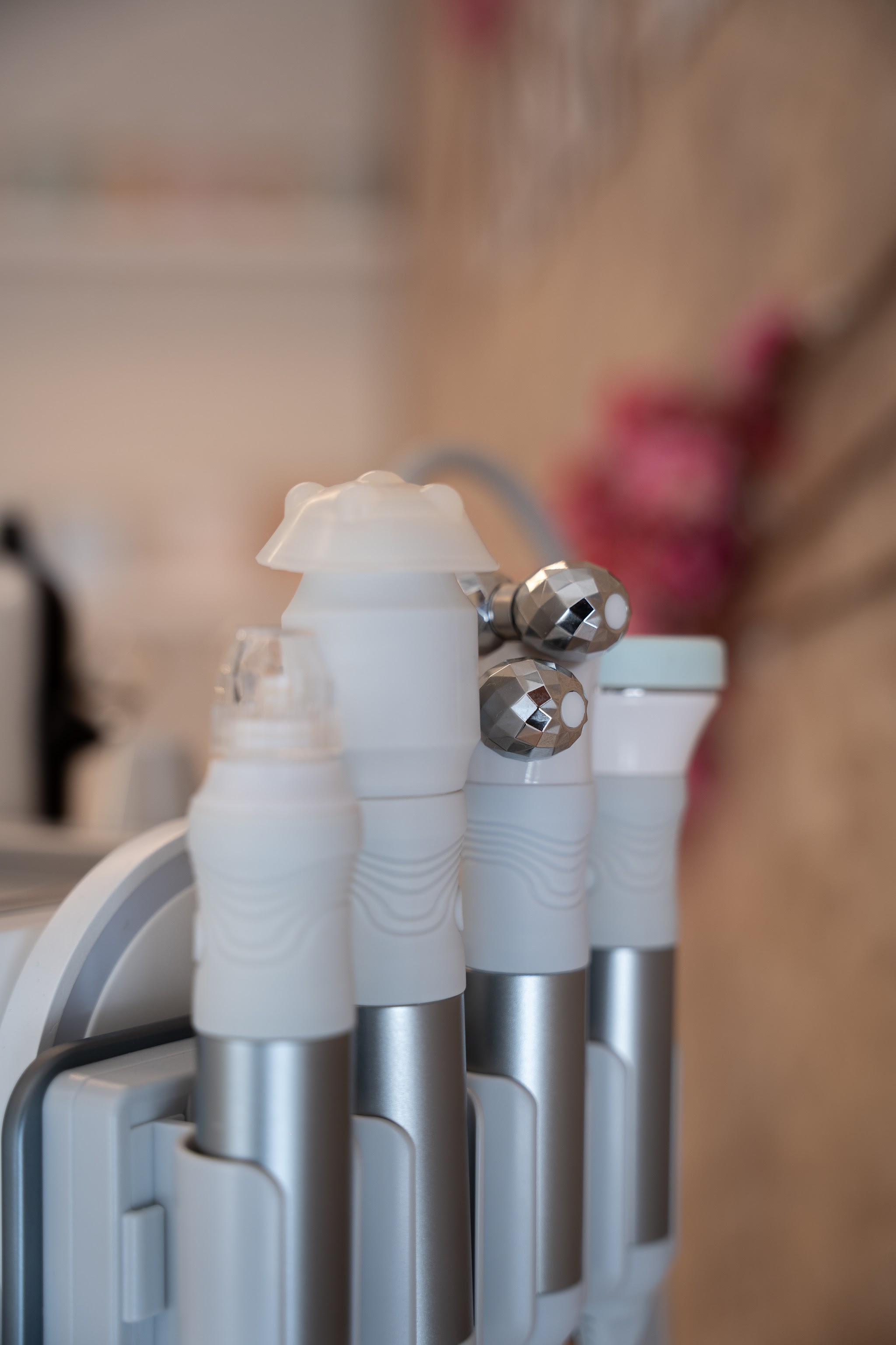Handstuk van de behandelapparatuur bij JOAYA